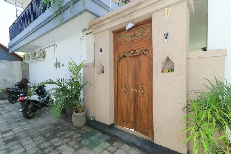 Hotel Tarisa Guest House