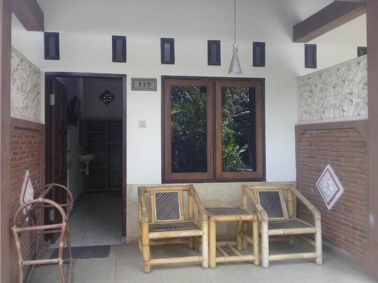 Hotel Oka Homestay