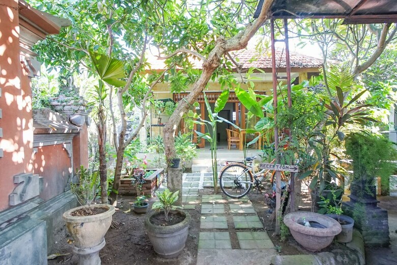 Hotel Gina's Guest House