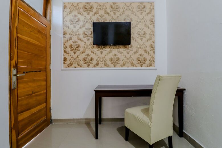 Griya Limasan Hotel