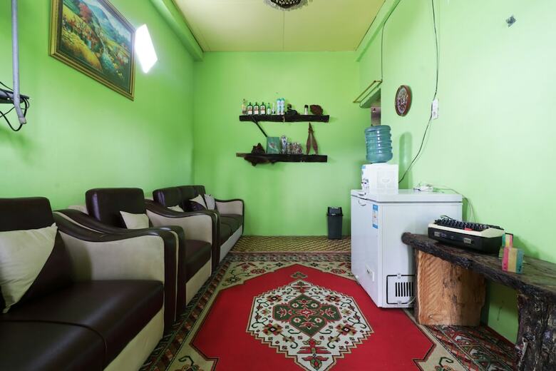 Hotel Rambung Homestay