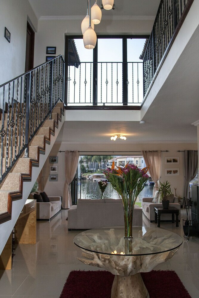 Rivendell House Bed & Breakfast