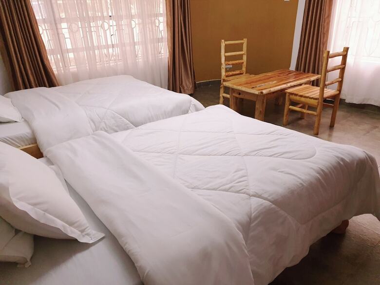 Hotel Merinja Guest House