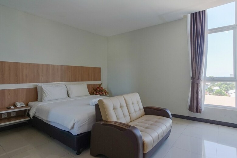 Hotel Sakura Manado