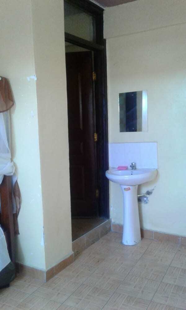 Bed & Breakfast Check Point Guest House