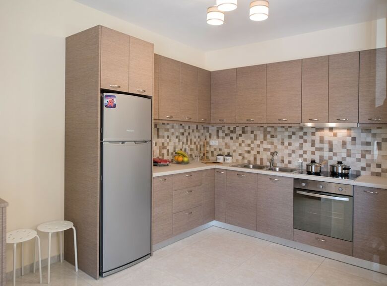 Bounatsa Studios & Apartments