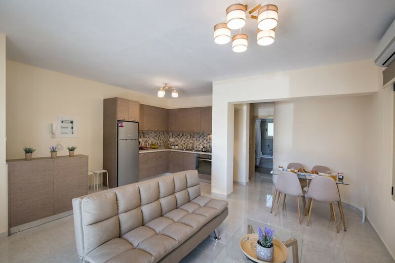 Bounatsa Studios & Apartments