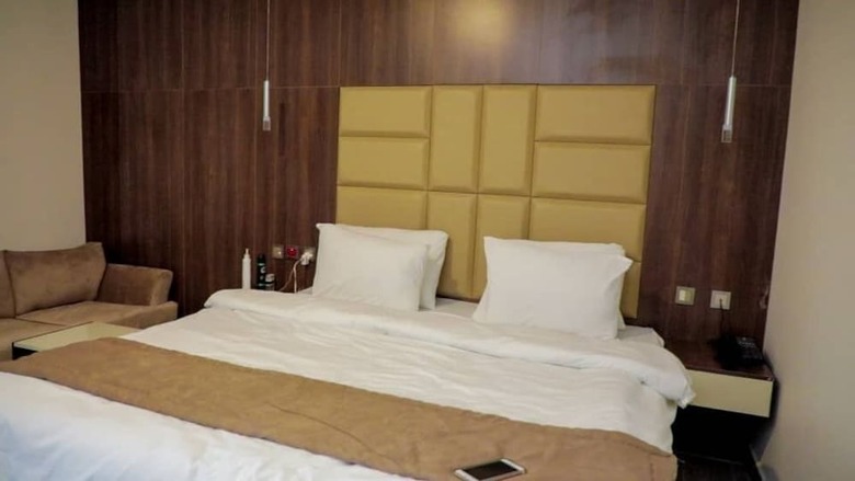 Villa Toscana Hotel Asaba
