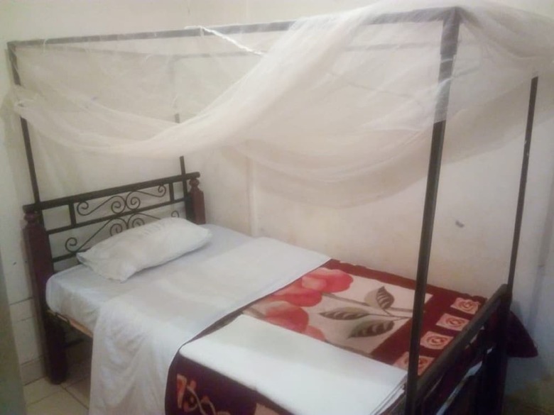 Hotel Makis Guest Rooms