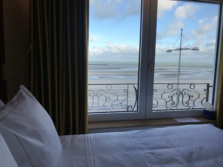 Hotel Merveilleux C�t� Mer