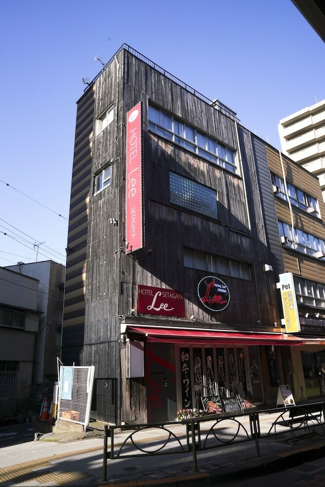 Apartamentos Hotel Lee