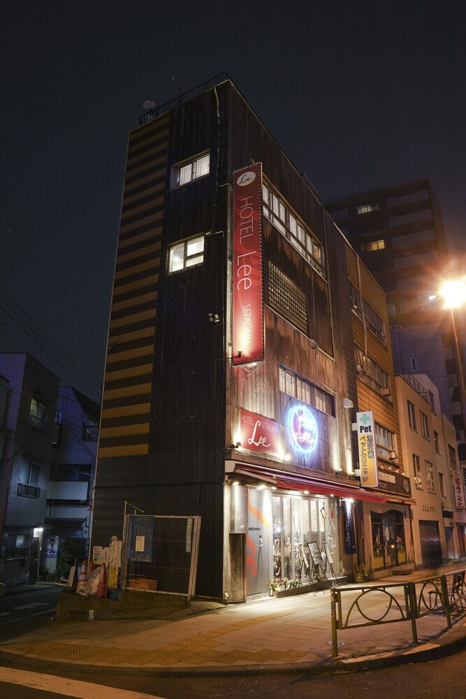 Apartamentos Hotel Lee