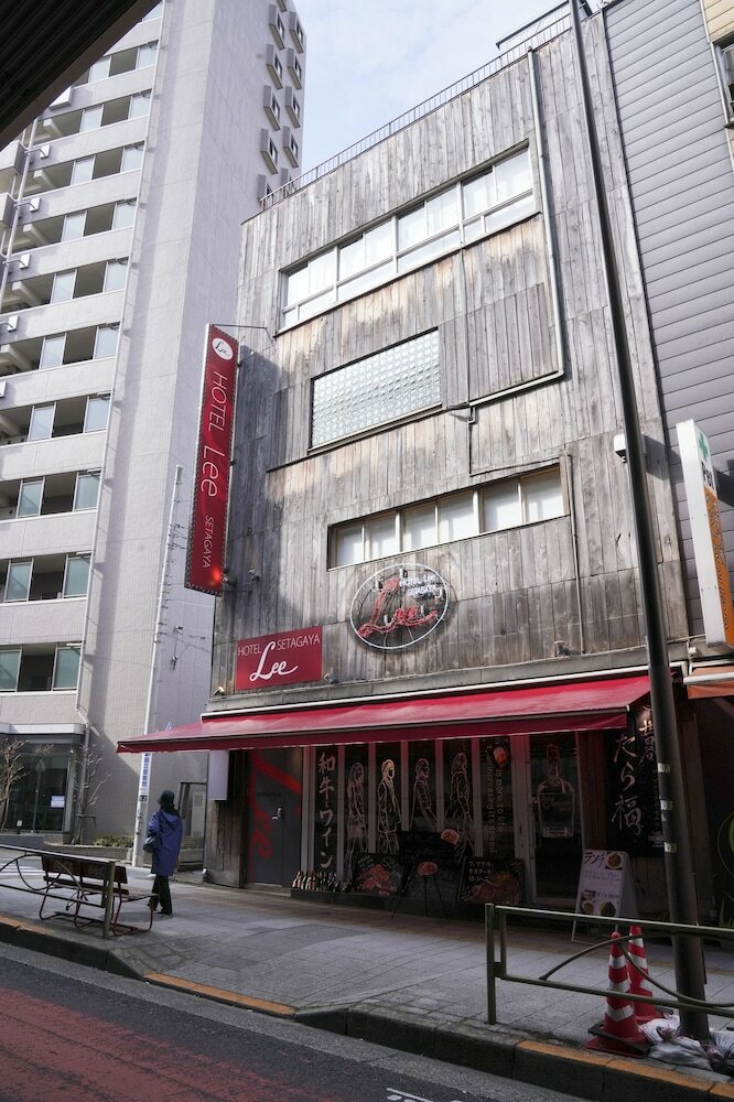 Apartamentos Hotel Lee