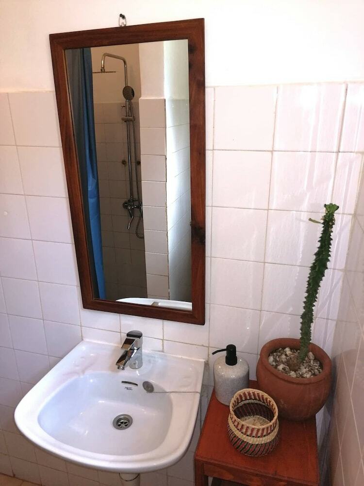 Bed & Breakfast Utamaduni House