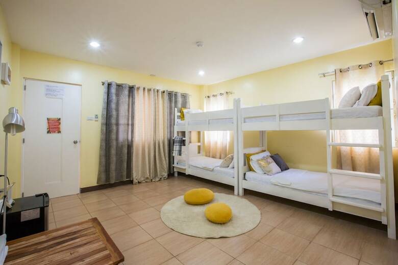 Hostal Mactan Seahorse Beach Resort - Hostel