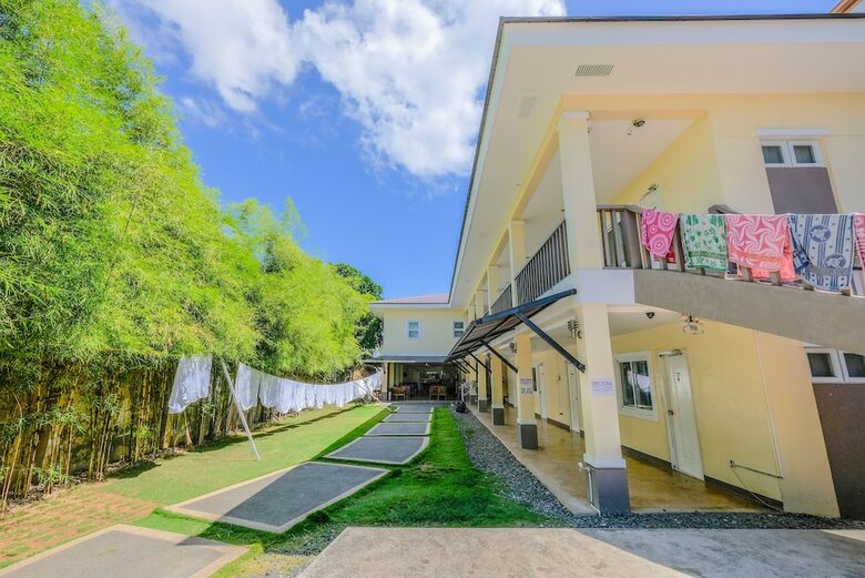 Hostal Mactan Seahorse Beach Resort - Hostel