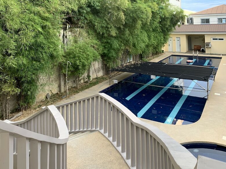 Hostal Mactan Seahorse Beach Resort - Hostel
