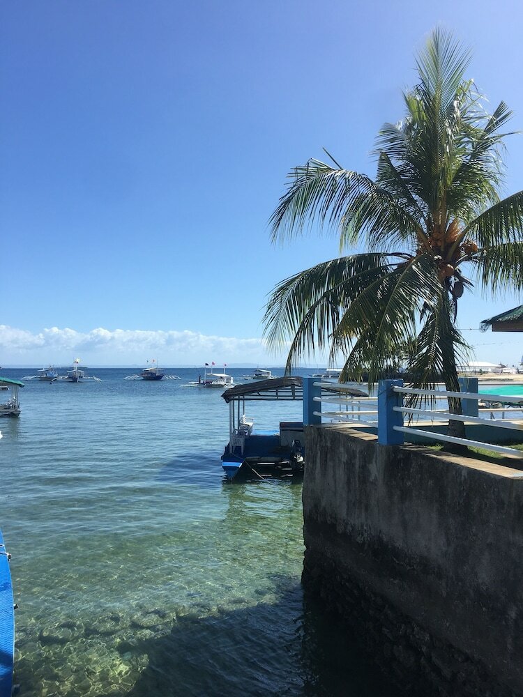 Hostal Mactan Seahorse Beach Resort - Hostel
