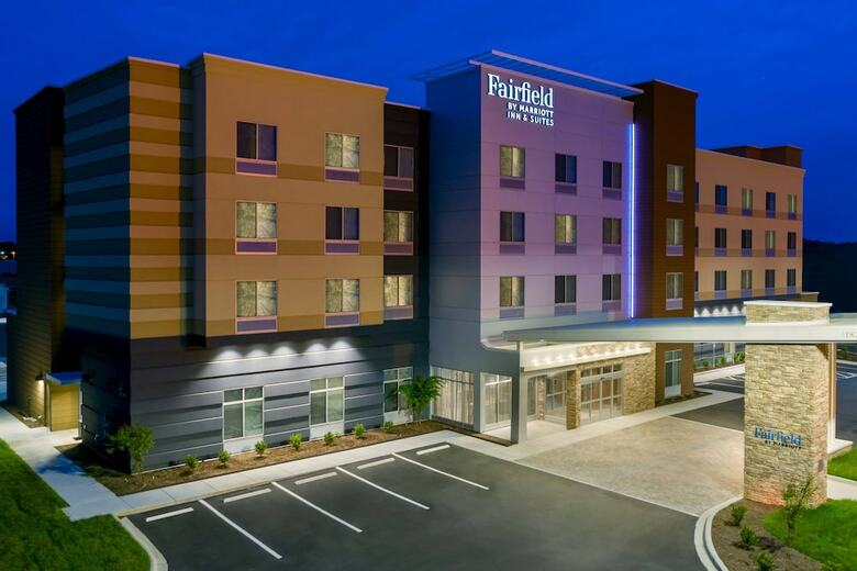 Hotel Fairfield Inn & Suites By Marriott Charlotte Monroe