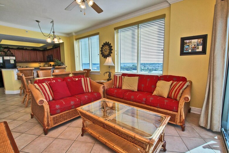 Crystal Tower 601 By Youngs Suncoast