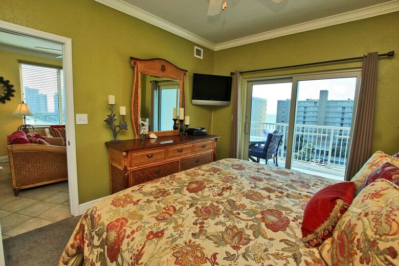 Crystal Tower 601 By Youngs Suncoast