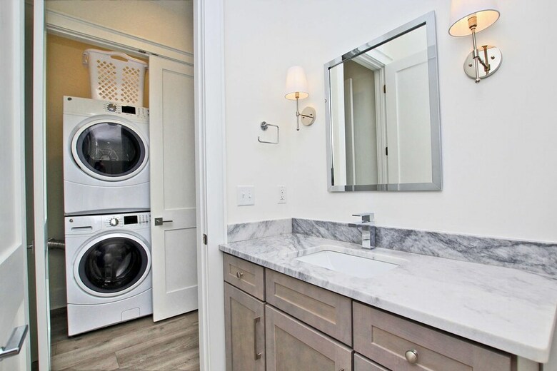 West Side Cottages Unit B By Youngs Suncoast