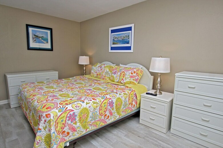 Island Sunrise 268 By Youngs Suncoast