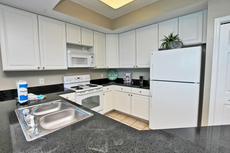 San Carlos 609 By Youngs Suncoast