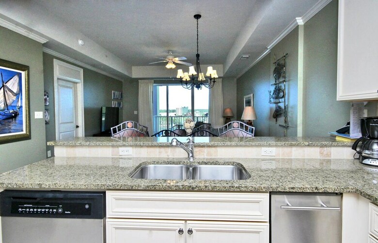 Wharf By Youngs Suncoast