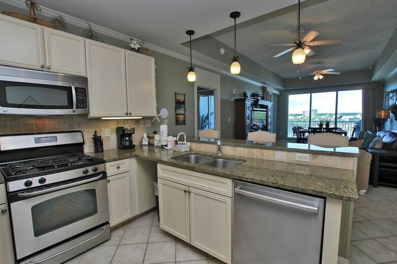 Wharf By Youngs Suncoast