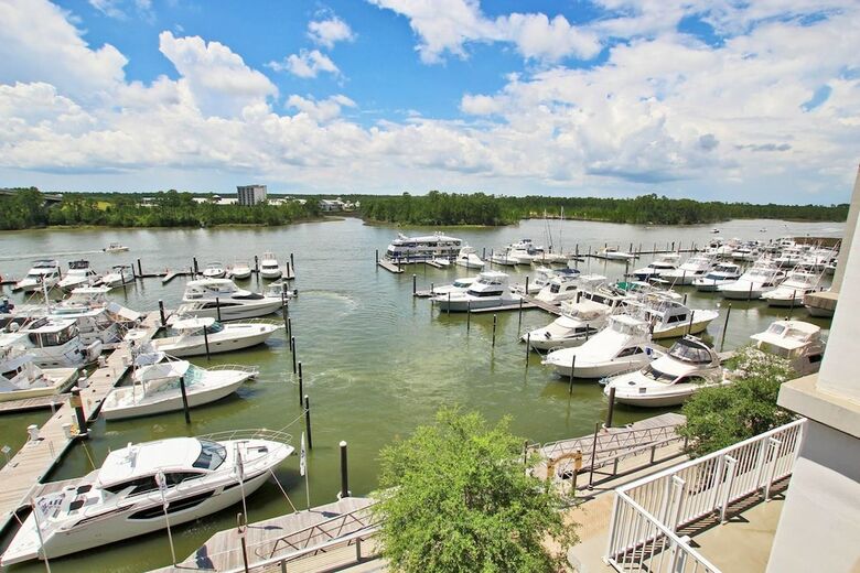 Wharf By Youngs Suncoast