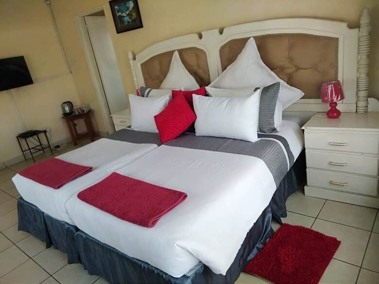 Hotel Crown Inn Guest House