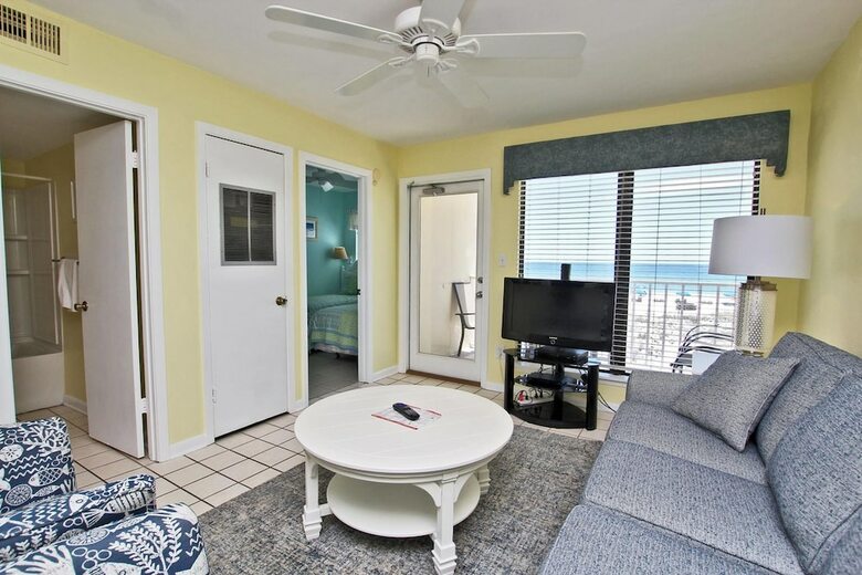 Island Shores By Youngs Suncoast