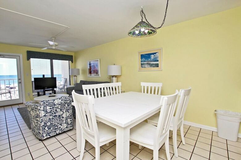 Island Shores By Youngs Suncoast