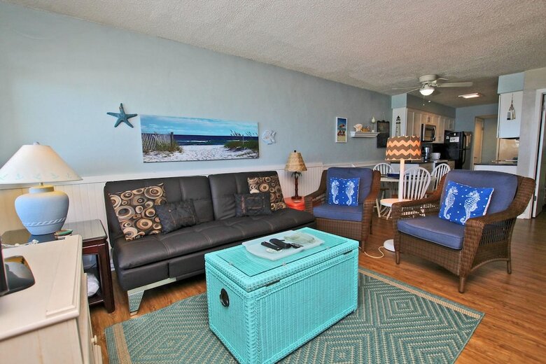 Island Shores By Youngs Suncoast