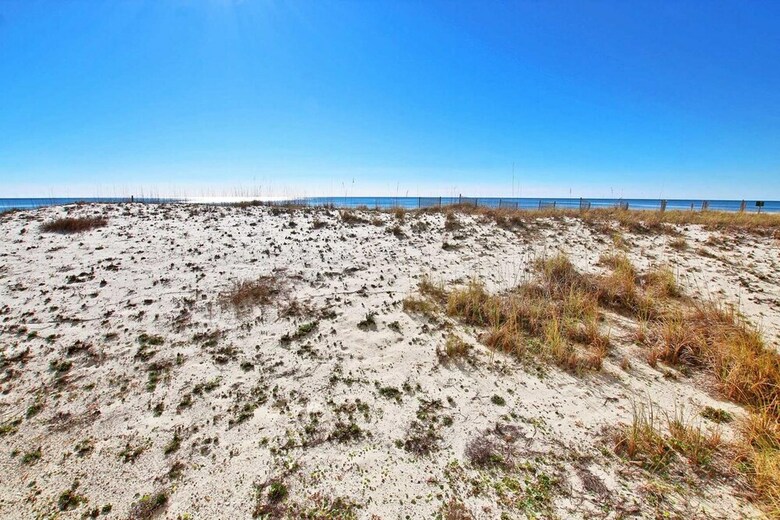 Island Shores By Youngs Suncoast