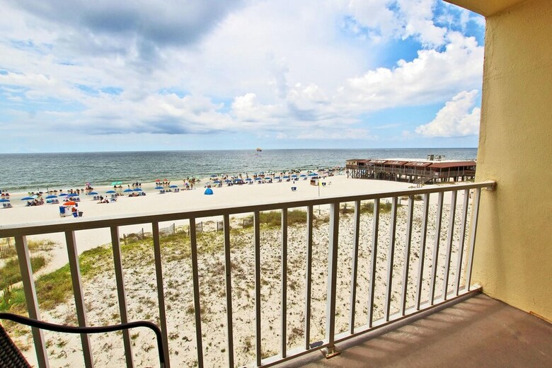 Island Shores By Youngs Suncoast