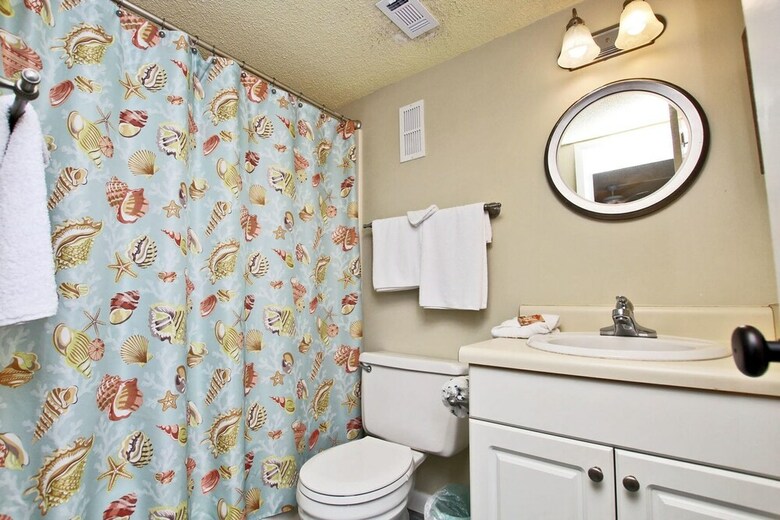 Island Shores By Youngs Suncoast