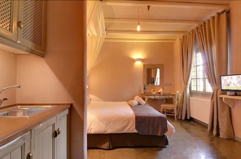 Hotel Agapitos Villas & Guesthouses