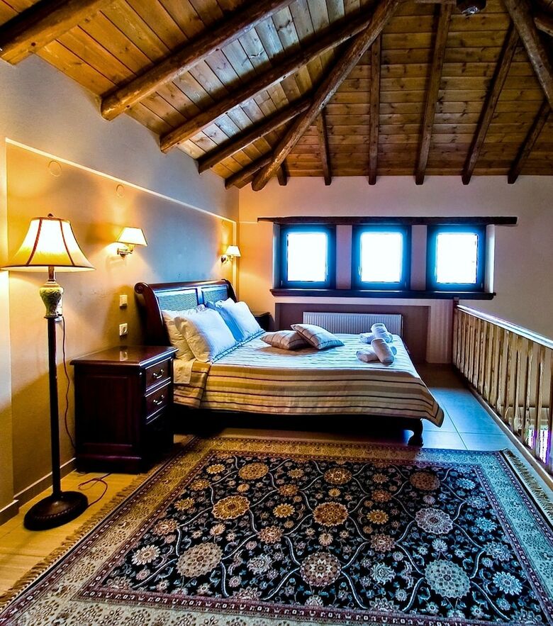 Hotel Agapitos Villas & Guesthouses