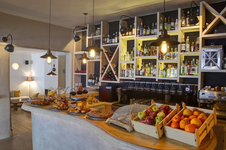 Hotel Agapitos Villas & Guesthouses