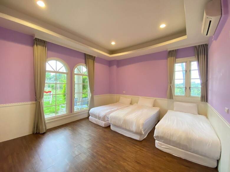 Hotel Isa Butterfly Kids Bnb