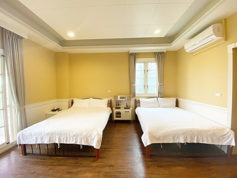 Hotel Isa Butterfly Kids Bnb