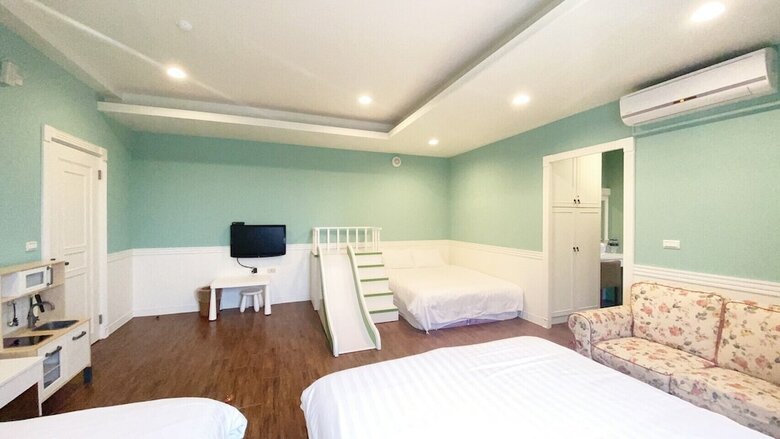 Hotel Isa Butterfly Kids Bnb