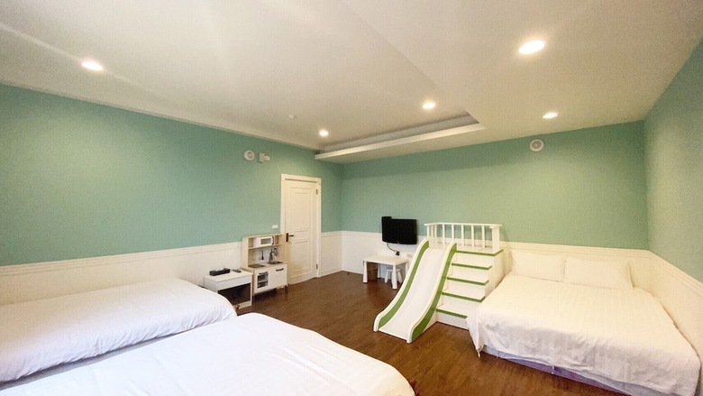 Hotel Isa Butterfly Kids Bnb