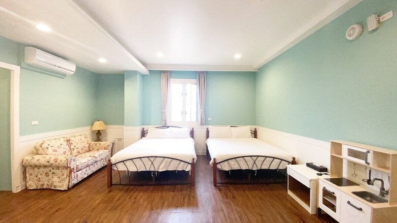 Hotel Isa Butterfly Kids Bnb