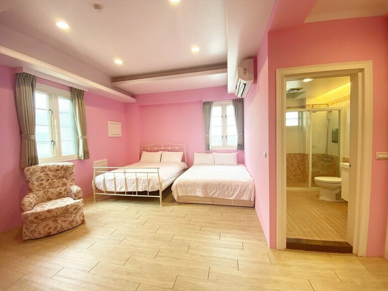 Hotel Isa Butterfly Kids Bnb