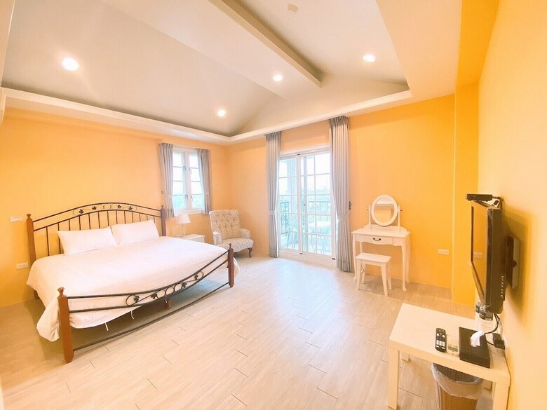 Hotel Isa Butterfly Kids Bnb