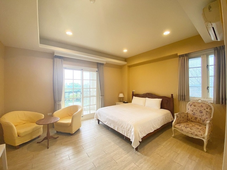 Hotel Isa Butterfly Kids Bnb