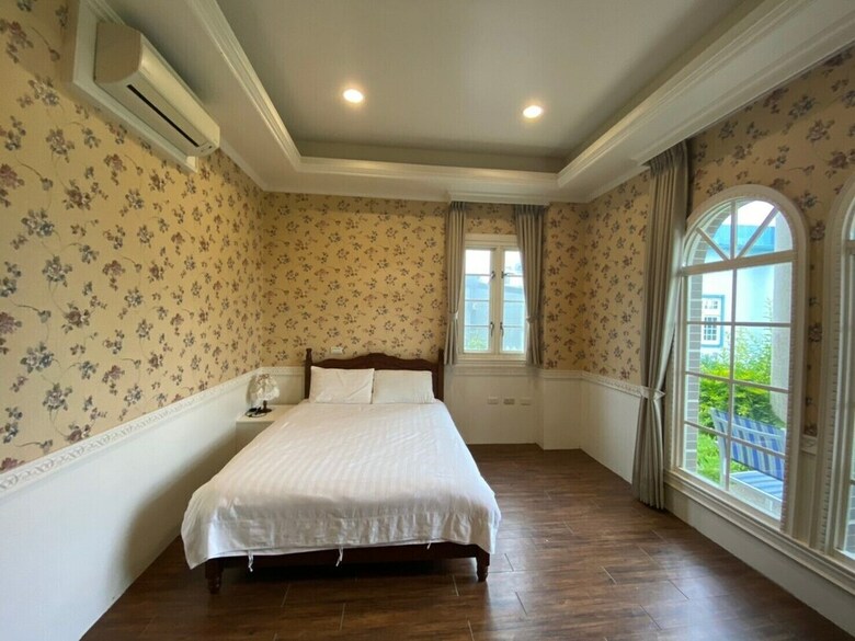 Hotel Isa Butterfly Kids Bnb